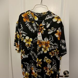 BRAND NEW summer floral shirt